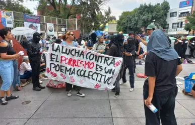 ¡Ni perdón ni olvido! Marchan colectivos a 53 años de la matanza de estudiantes