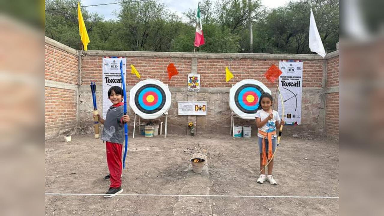Rescatando nuestras raíces: Realizan 1er Torneo de Arquería Tradicional Toxcatl