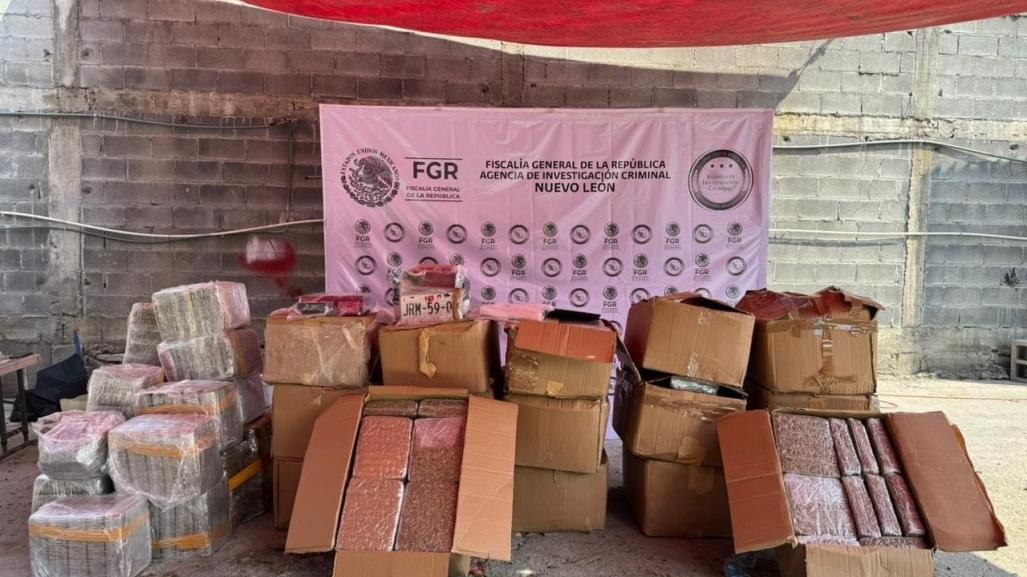 Asegura FGR más de 700 kilos de droga en Santiago