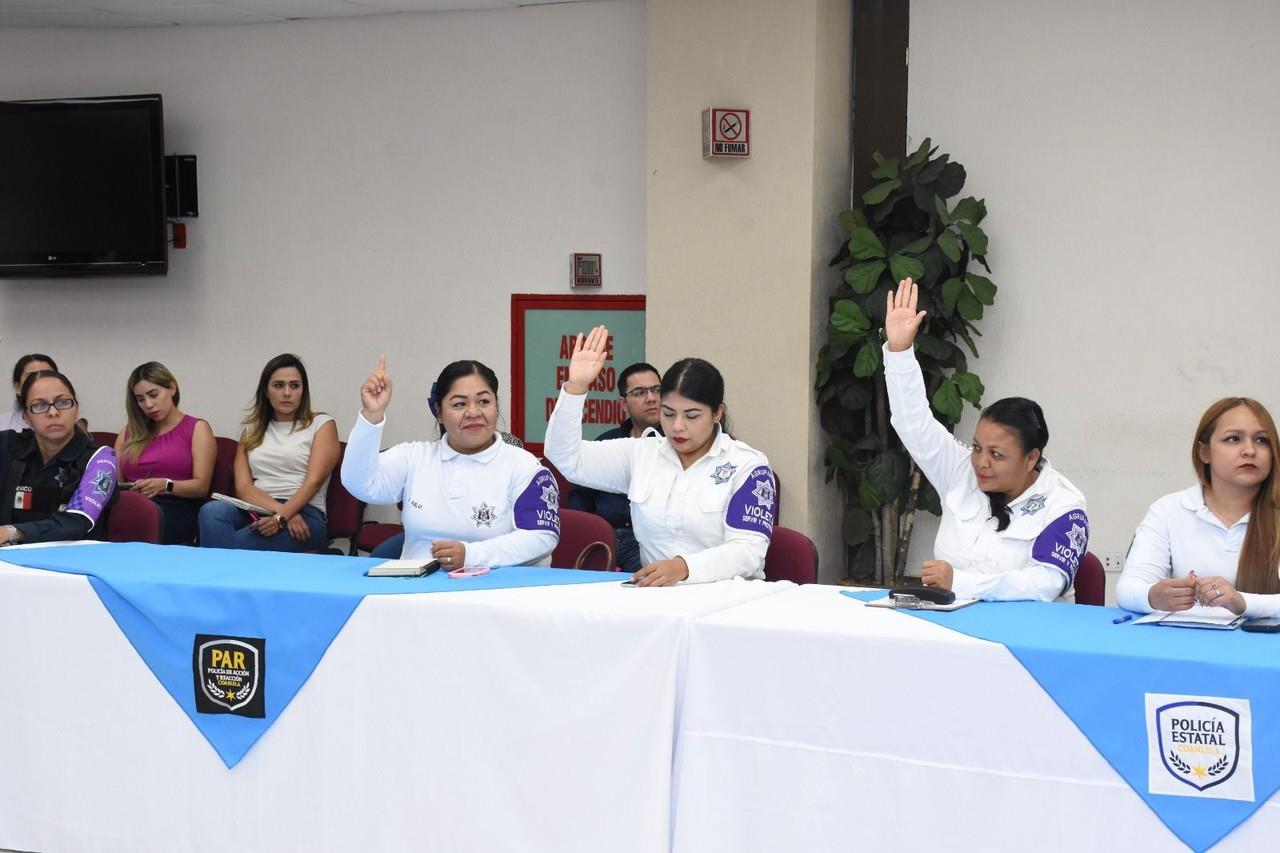 El curso permitió a los participantes comprender en detalle las experiencias, prácticas y desafíos que enfrenta el personal policial al atender situaciones de violencia familia. (Fotografía: Gobierno de Coahuila)