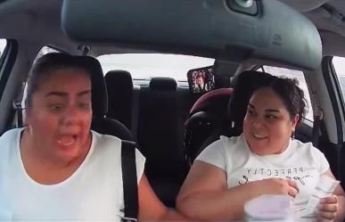 Mujer se equivoca de vehículo y se vuelve viral en redes (VIDEO)