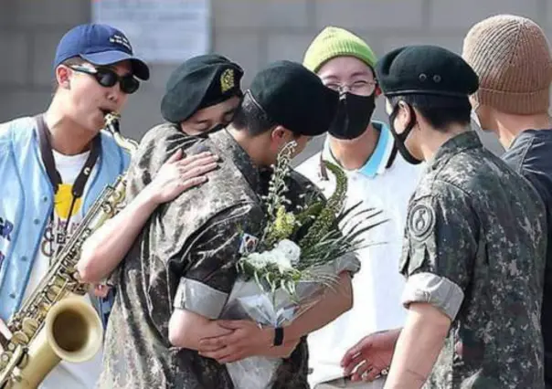 ¡Ya salió! Jin de BTS completa su Servicio Militar y está de regreso