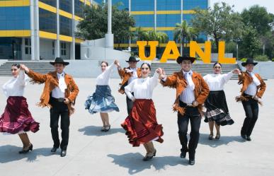 UANL lleva folklor de Así es México a Europa