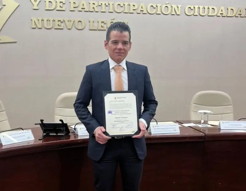 Con la entrega de estas constancias, se da inicio al proceso de preparación de los Diputados locales para asumir sus responsabilidades en la próxima legislatura. Foto: Especial.