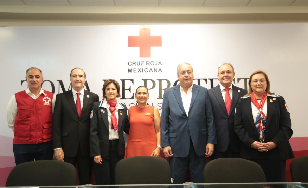 Se tomó protesta al nuevo Consejo de la Cruz Roja. (Fotografía: Gobierno de Coahuila)