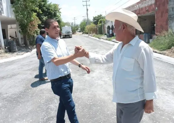 Realizan trabajos de pavimentación en la colonia Ismael Flores de Juárez