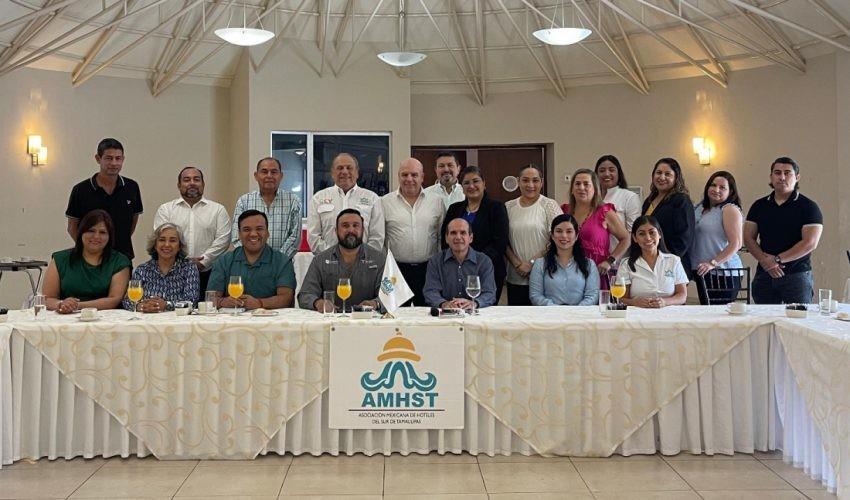 Empresarios de sur de Tamaulipas que se unen al gobierno del estado para enfrentar la crisis hídrica. Foto: Archivo