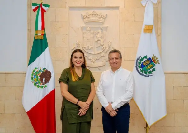 Llega al palacio municipal de Mérida la alcaldesa electa, Cecilia Patrón Laviada