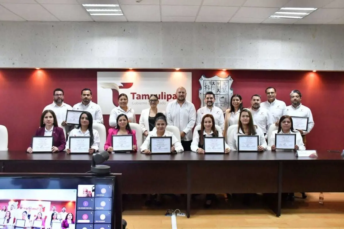 Tamaulipas recibe el reconocimiento por parte de la Secretaría del Trabajo Federal por su desempeño, escalando al séptimo lugar nacional de desempeño. Foto: Gobierno de Tamaulipas