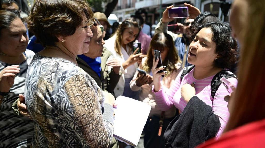 Recorre Delfina Gómez calles de Toluca