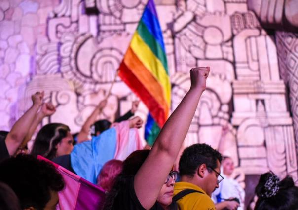 ¿Qué significan los colores de la bandera LGBTQI+?