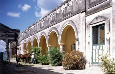 Descubre la hacienda Yaxcopoil: Historia y belleza colonial en Yucatán