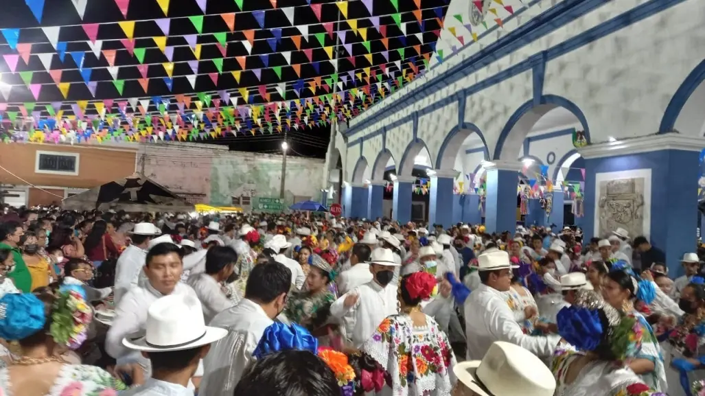 Tekom vibra: Feria de San Pedro y San Pablo, un legado de fe y cultura