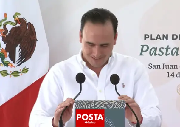 Abuchean a gobernador Manolo Jiménez en evento en Coahuila con AMLO y Sheinbaum