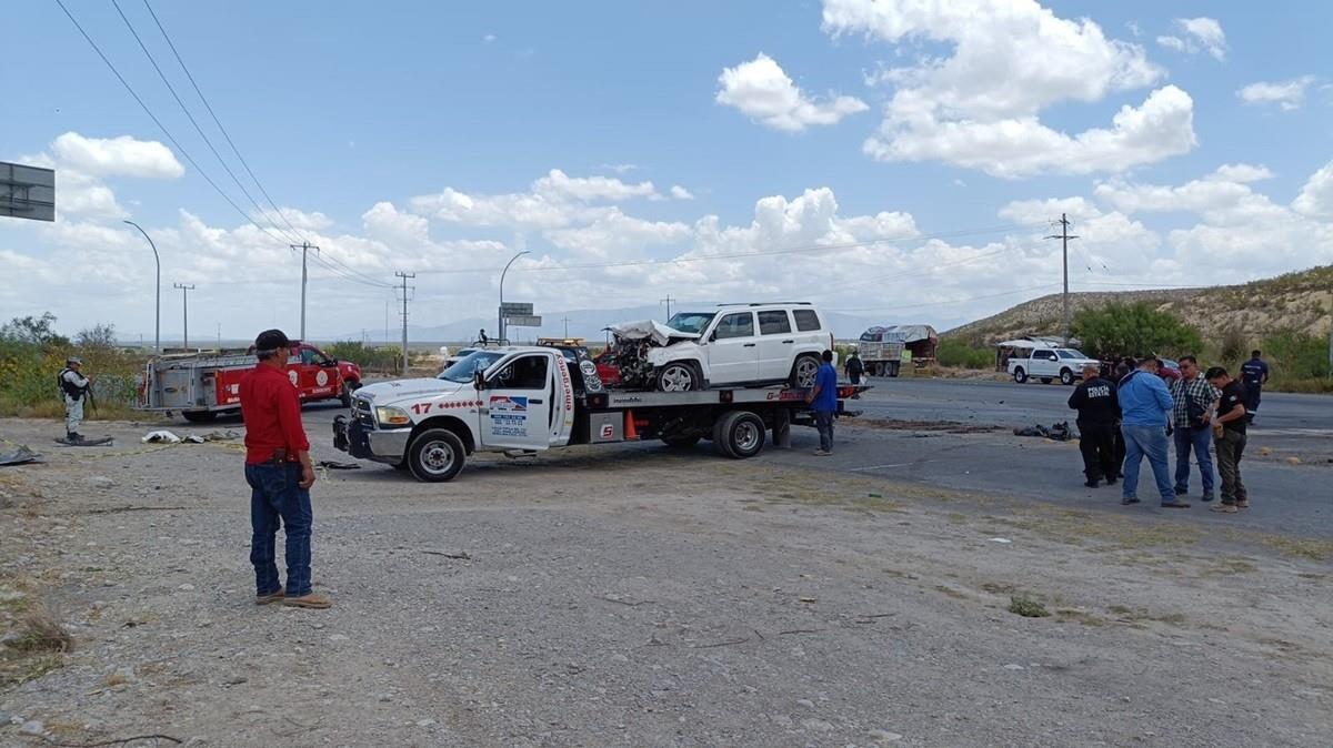 Sufre accidente carretero equipo de Claudia Sheinbaum en Coahuila