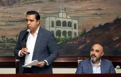 Alcalde Jesús Nava lidera mejora en evaluación crediticia de Santa Catarina