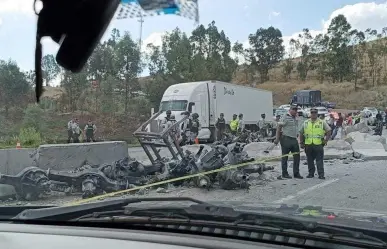 Accidente en la carretera Panamericana: Vuelca tráiler cargado de motores