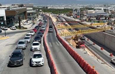 Colapsa vialidad por obras en Paseo Los Leones y Puerta de Hierro