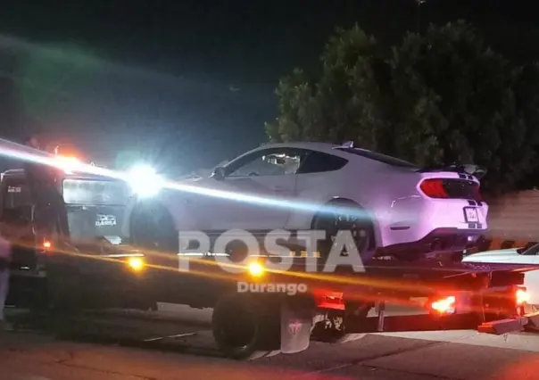 Detienen ebrio a conductor del Mustang viral por hacer donitas en la de 20