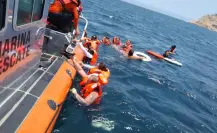 Rescatan a 36 turistas en playa de Cabo San Lucas