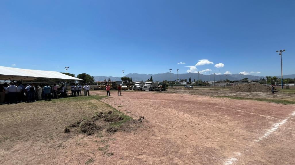 Inician los trabajos de rehabilitación del campo de beisbol en el Ateneo Fuente