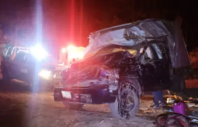 Volcadura en Topia, Durango, deja a dos comerciantes lesionados