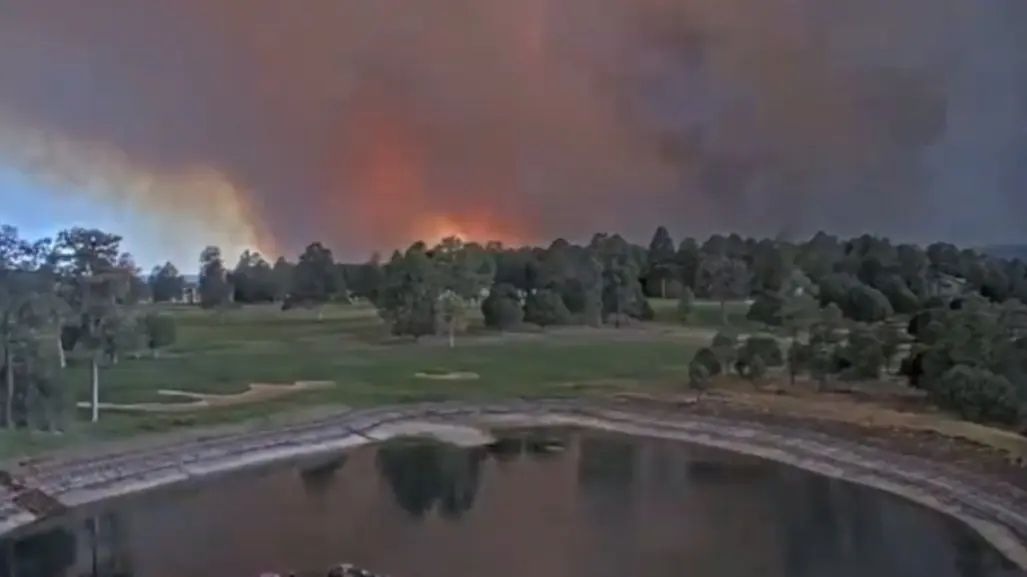 Nuevo México en emergencia: gobernadora declara evacuación por incendios