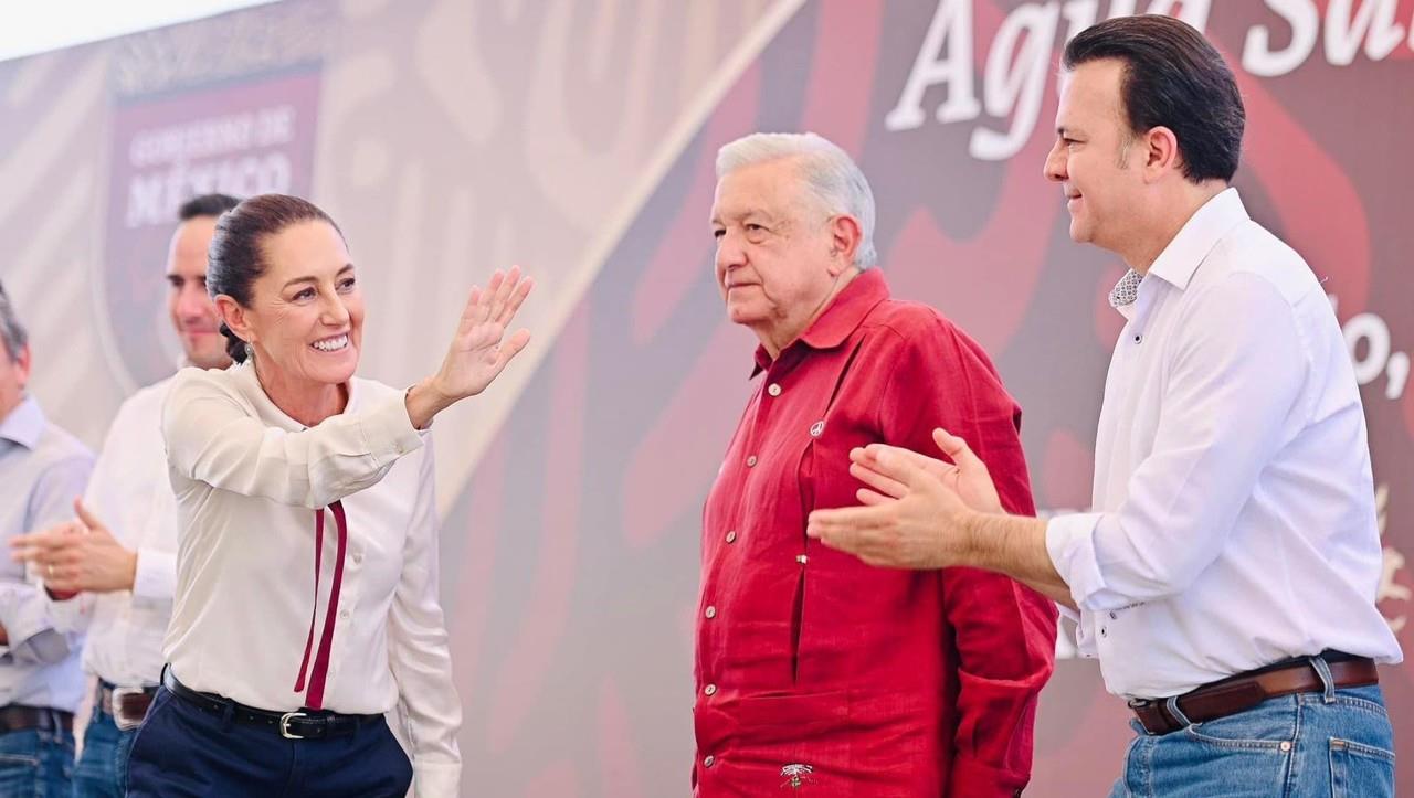 El presidente López Obrador acompañado de los gobernadores de Coahuila y Durango, además de la presidenta electa, Claudia Sheinbaum, en Lerdo, Durango. Foto: Facebook Esteban Villegas Villarreal.