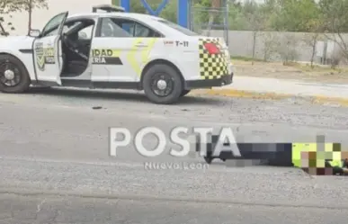 Ejecutan a tránsito de Pesquería frente a una escuela