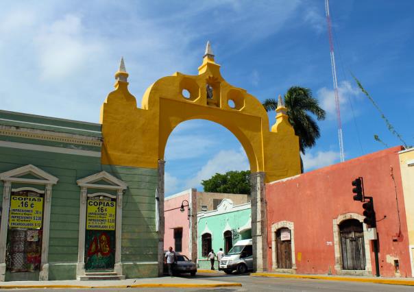 Arcos de San Juan, del Puente y de Dragones: Historia y patrimonio de Mérida