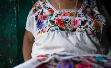 Xmanikté, así es una de las técnicas de bordado más antiguas de Yucatán