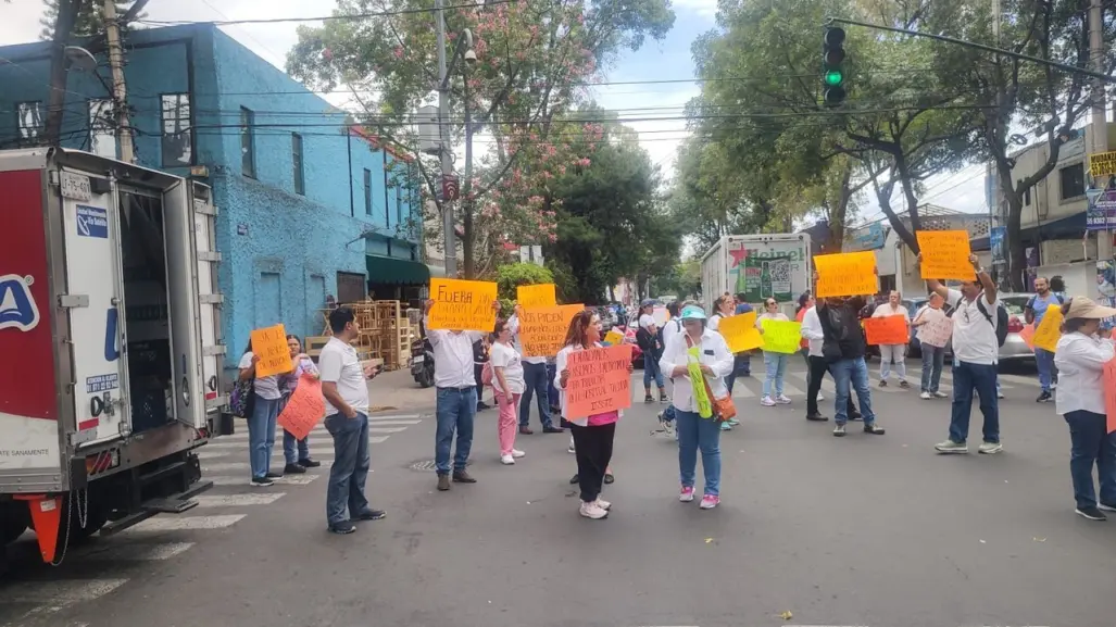 Personal médico de Hospital General de Tacuba exigen destitución de la directora