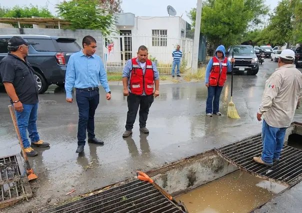 Alcalde de Juárez supervisa limpieza en arroyos y drenaje por tormenta Alberto