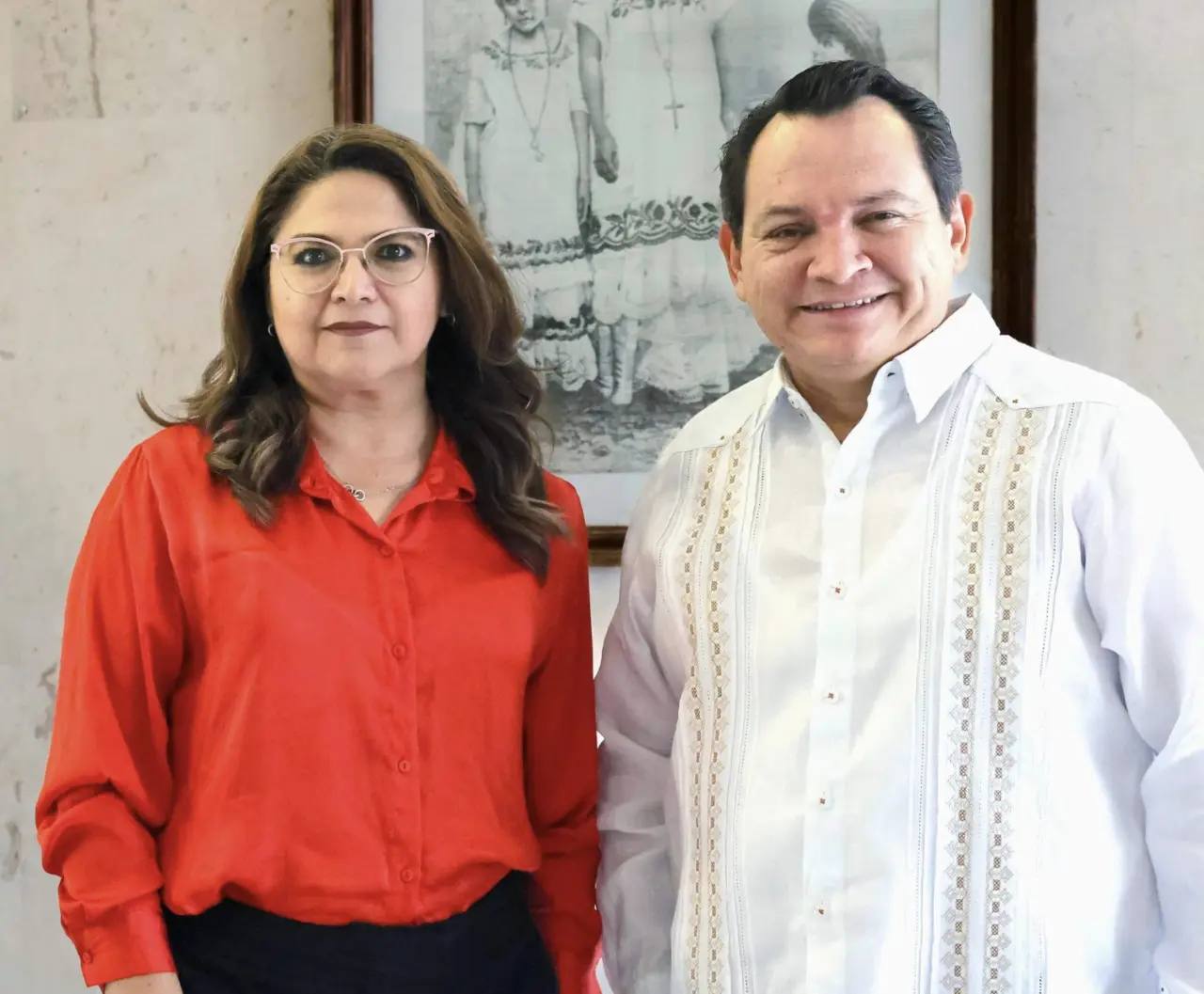 Joaquín Díaz Mena integró a su gabinete a la comunicadora Wendy Aguayo para ocupar el cargo de Coordinadora de Comunicación.- Foto de redes sociales