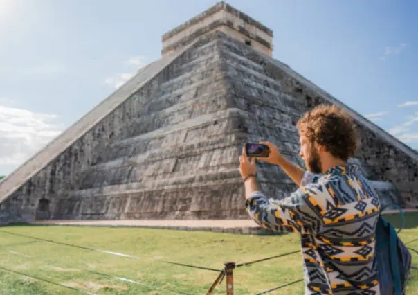 INAH descarta prohibición para meter celulares y cámaras en zonas arqueológicas