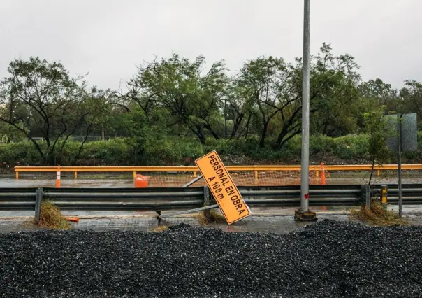 Alcaldesa de Guadalupe informa sobre socavón en Blvd. Miguel de la Madrid