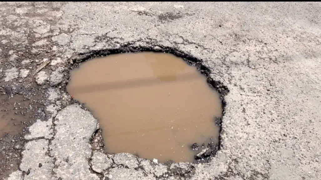 Lluvias impiden trabajos de pavimentación y bacheo