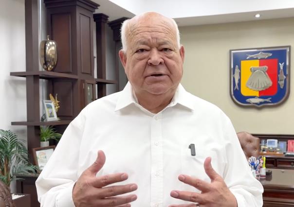 Gobernador de Baja California Sur sale ileso de accidente aéreo