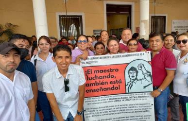 Maestros protestan en las oficinas de la SEP Yucatán