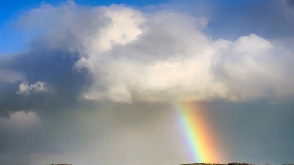 Entra solsticio de verano con lluvias