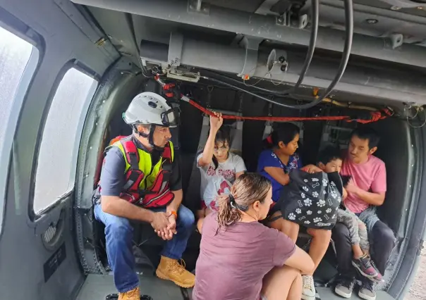 Rescate en La Huasteca; Jaguares de Santa Catarina salva a dos familias (VIDEO)