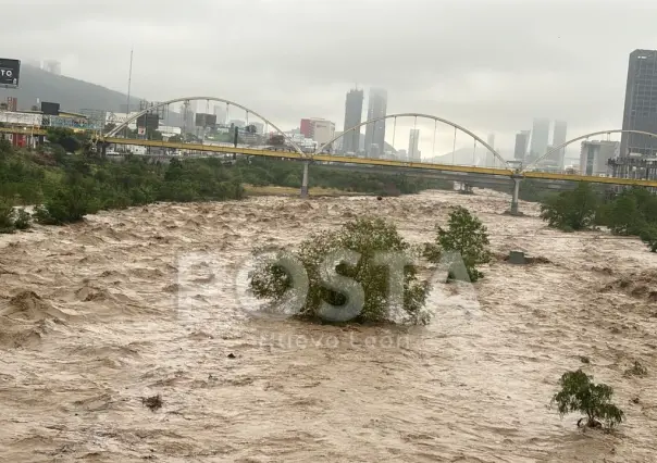 Lluvias en Nuevo León causan cierres viales, evacuaciones y la muerte de cuatro