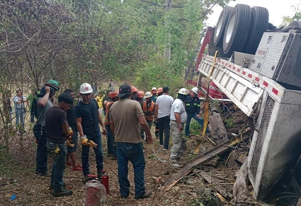 Accidente ferroviario en San Luis Potosí deja seis muertos