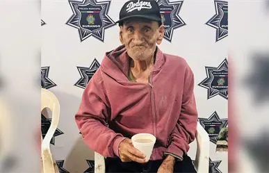 Buscan a familiares de Juan Villanueva, encontrado solo en la madrugada