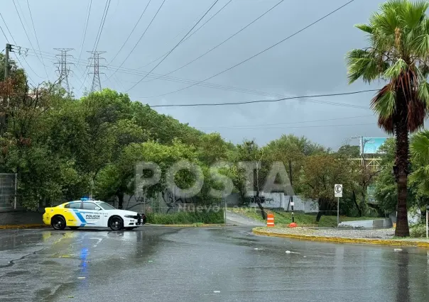 Estás son las vialidades que están cerradas tras lluvias en Monterrey