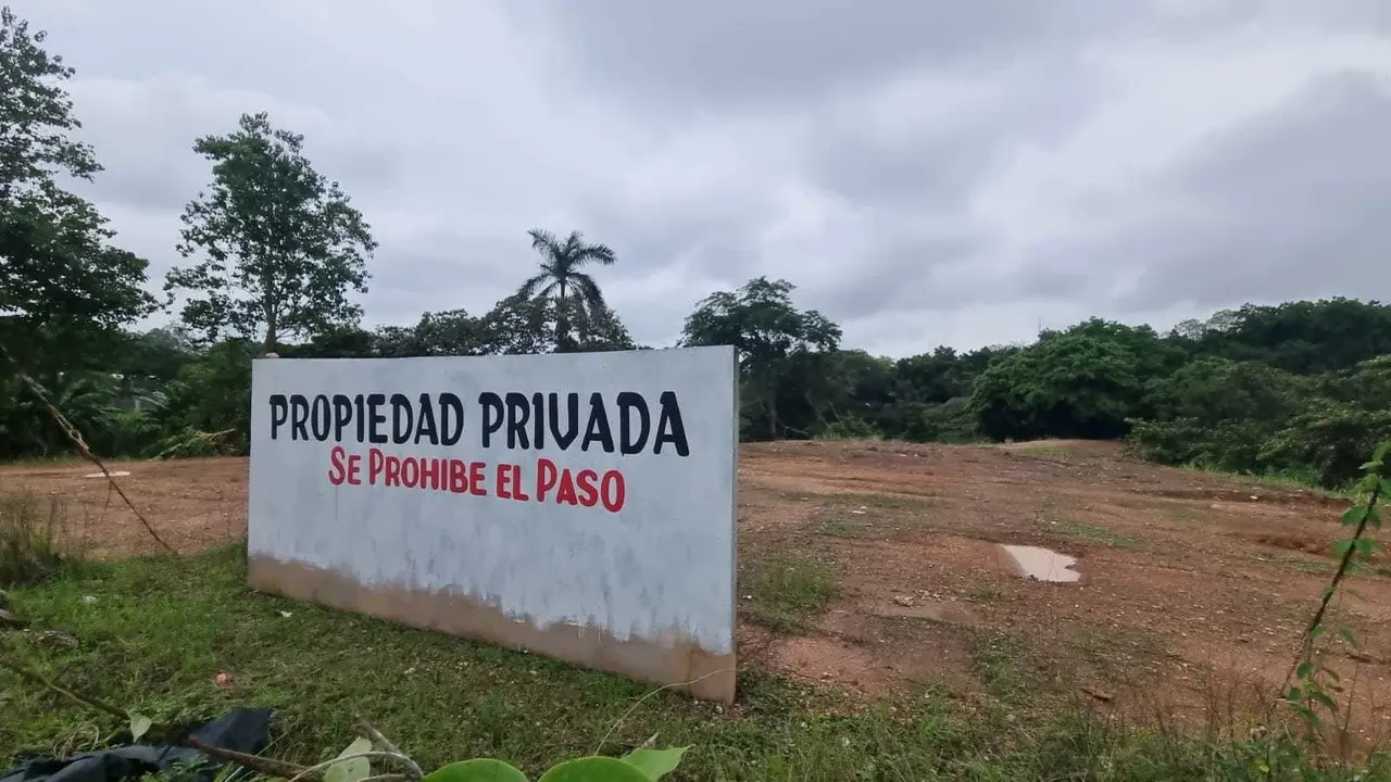 Vecinos reportan invasión de terrenos en Villahermosa. Foto: Armando de la Rosa