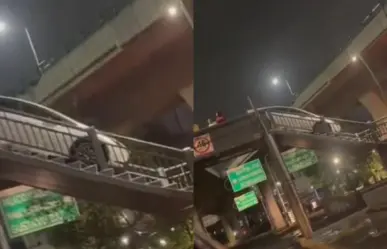 #VIDEO: Automóvil intenta cruzar puente peatonal en Naucalpan