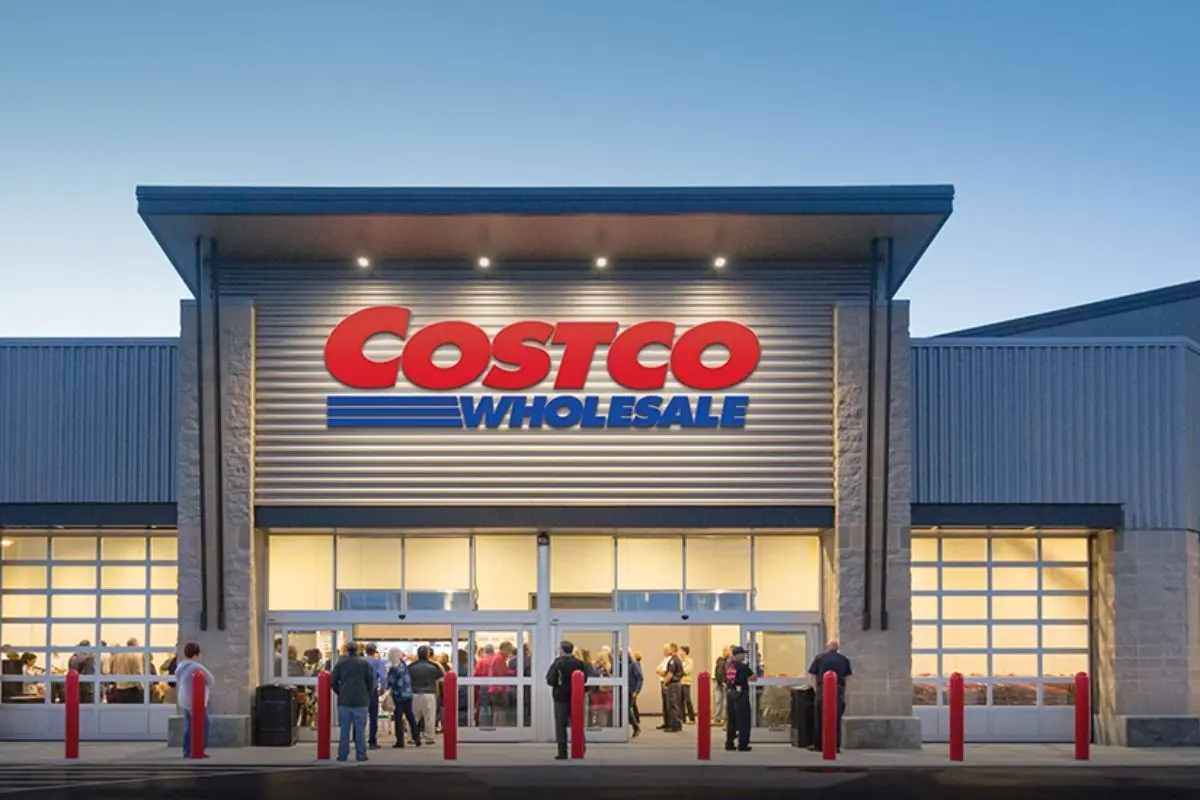 Entrada a Costco. Foto: Facebook Costco