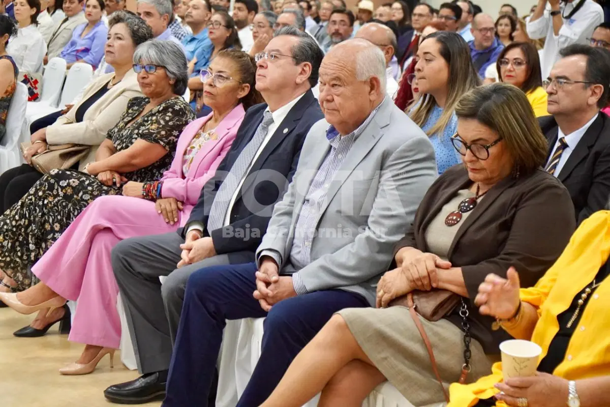 Avances y Compromisos: Informe de Gestión UABCS 2023-2024