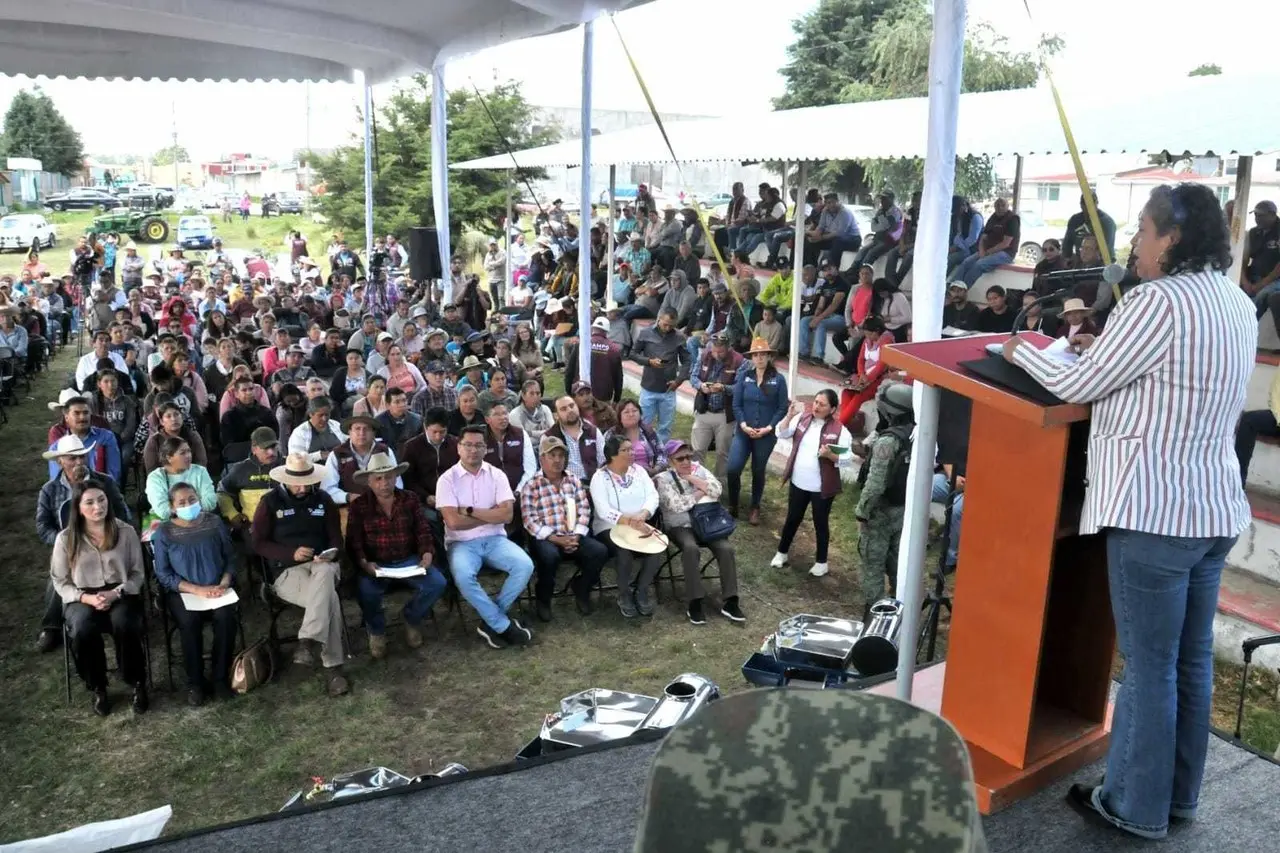 Llegan apoyos para rescate de productores en Texcaltitlán